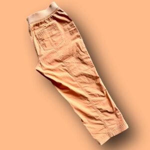 Chico’s Cropped Cargo Pants -elastic back -tangerine